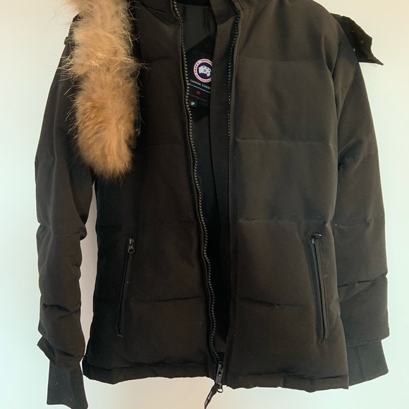 Canada goose women’s Chelsea parka size S - Picture 2 of 9